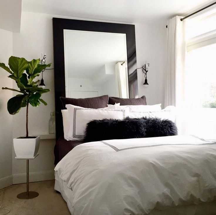 Mirror decor bedroom