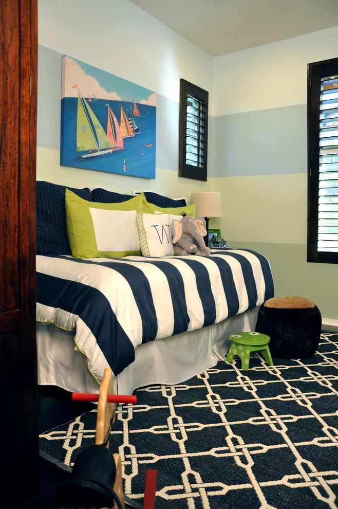 Rooms with stripes