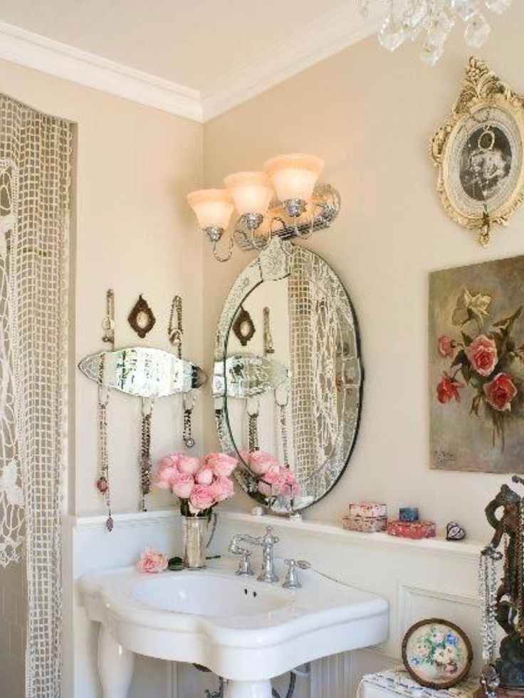Parisian bathroom decorating ideas