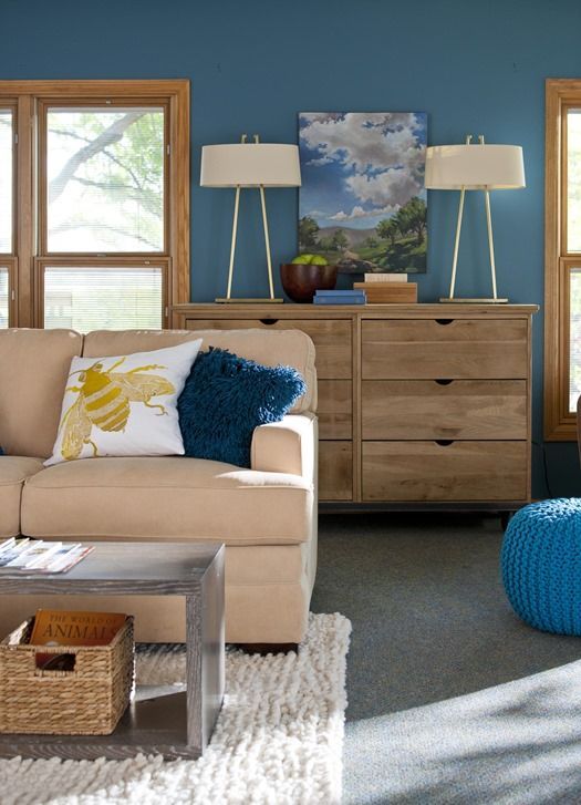 Complementary paint colors for living room