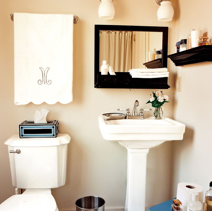 Tips for decorating small bathrooms