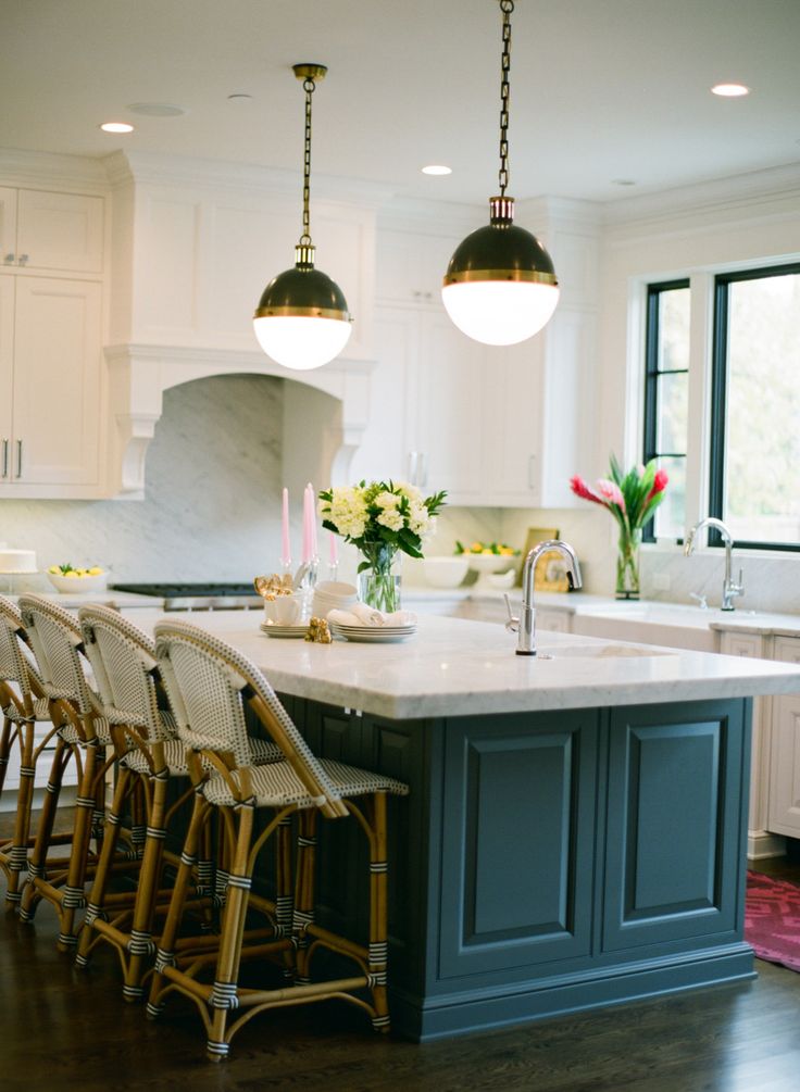 Elegant kitchen island lighting