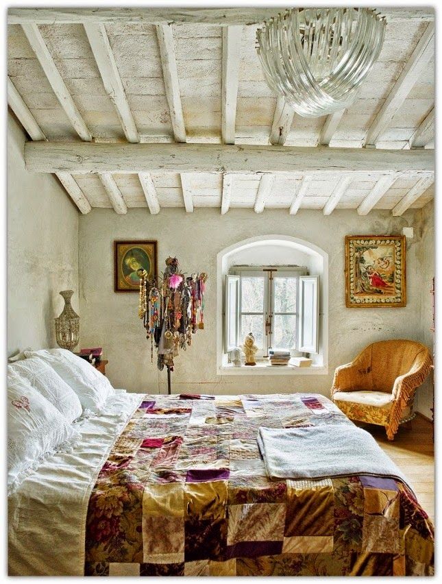 Country bedroom design