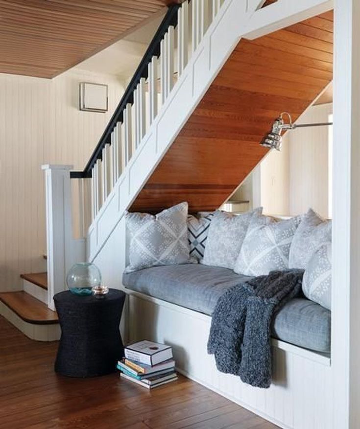 Ideas for small landing at top of stairs