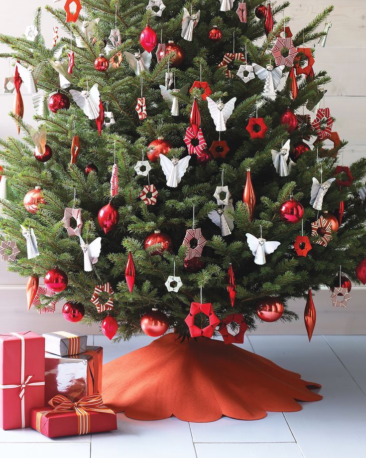 Unique tree skirt ideas