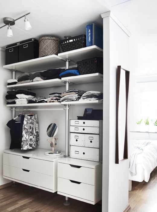 Bedroom storage ideas for clothes