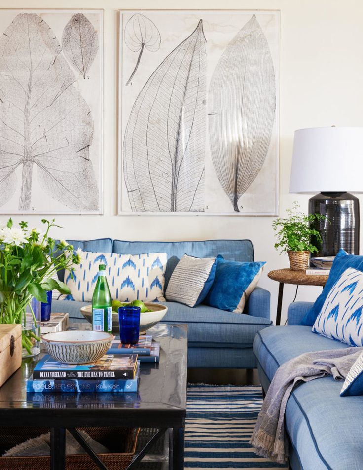 Blue and black decor