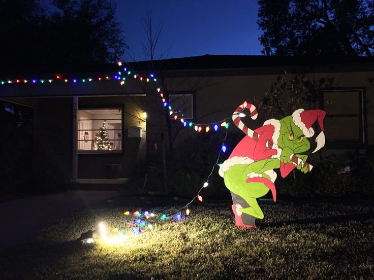 Taking down the christmas decorations