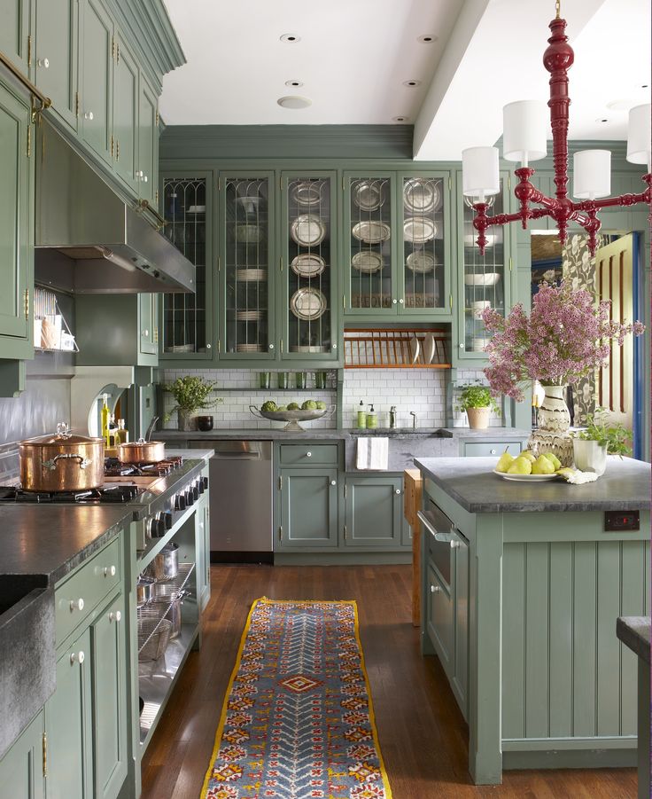 Green kitchen color schemes