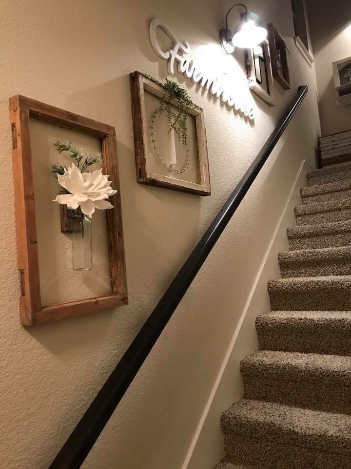 How to decorate stairs wall