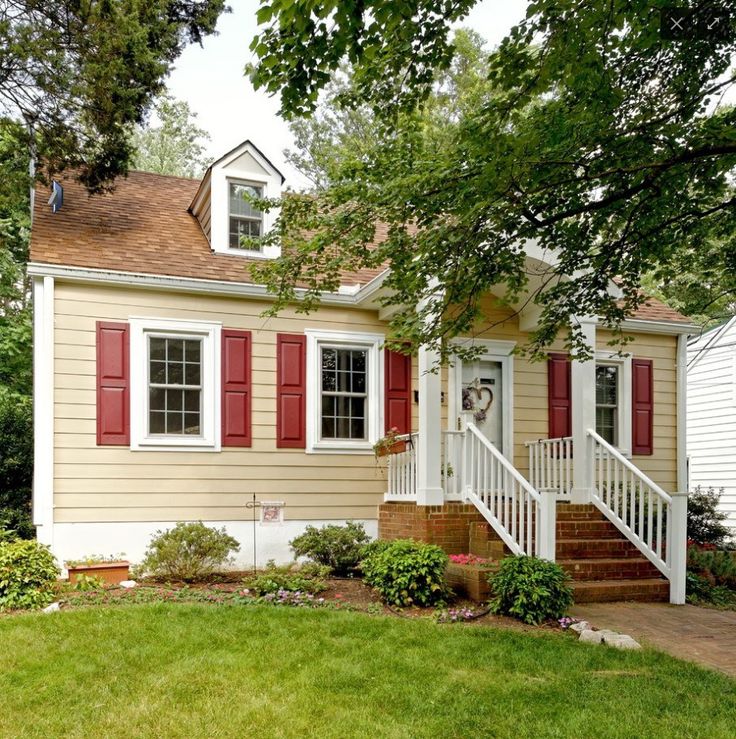 Exterior colors for small house