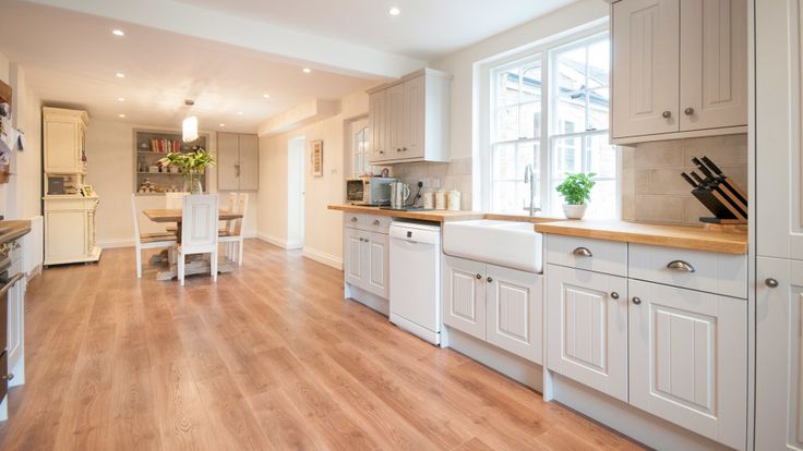 How to choose kitchen flooring