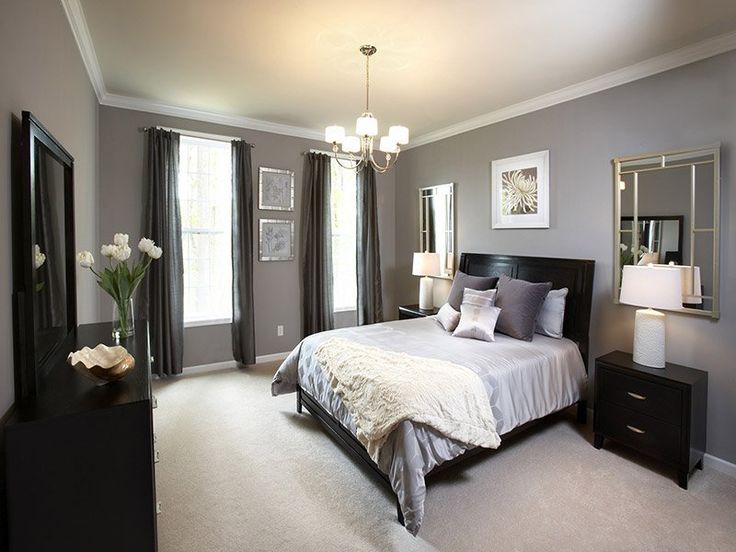 What to hang over bed in master bedroom