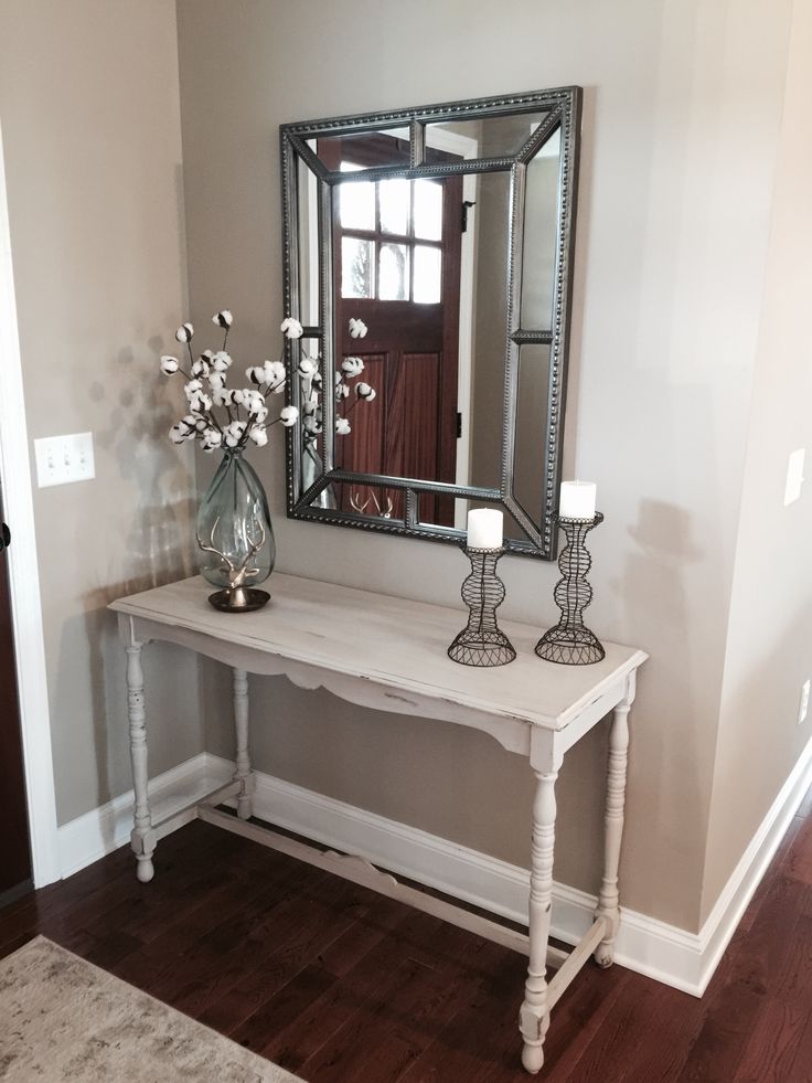 Entry console table decor