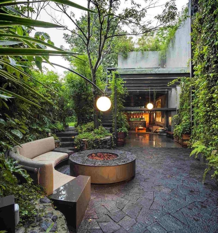 Modern garden patio design