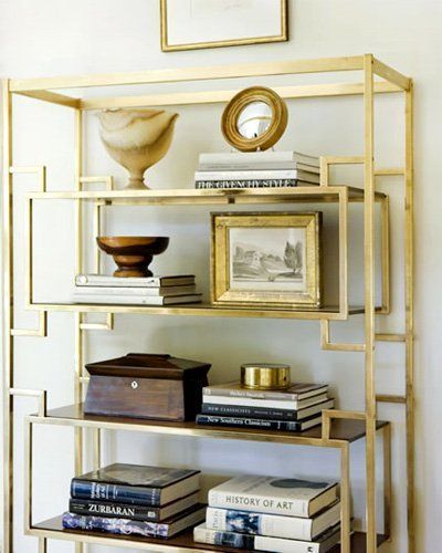 Decorative items for shelf