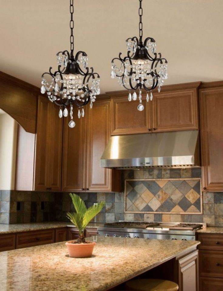 Kitchen chandelier lighting ideas