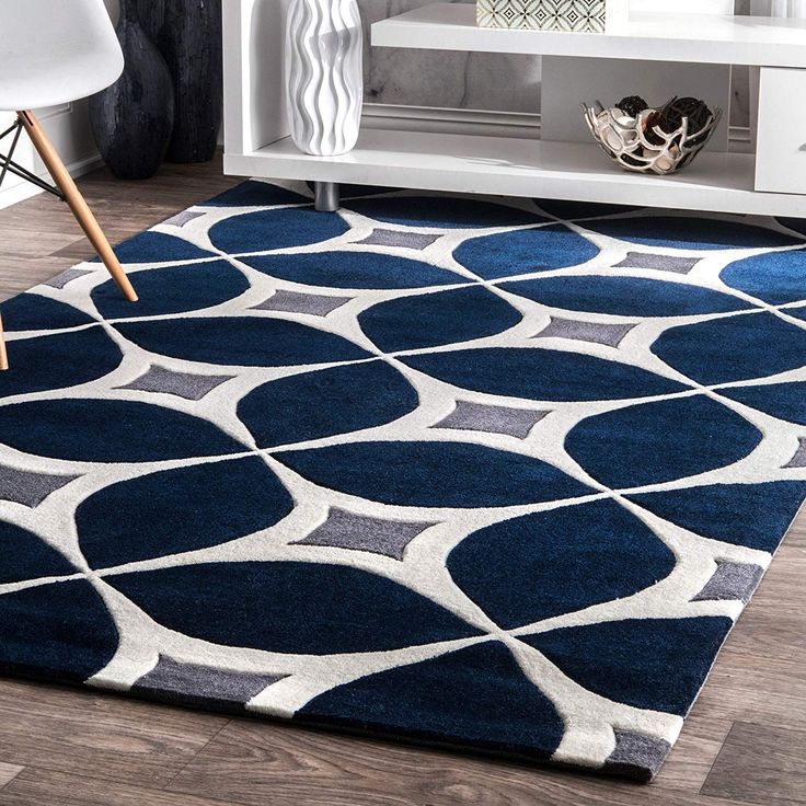 Living room rug decor