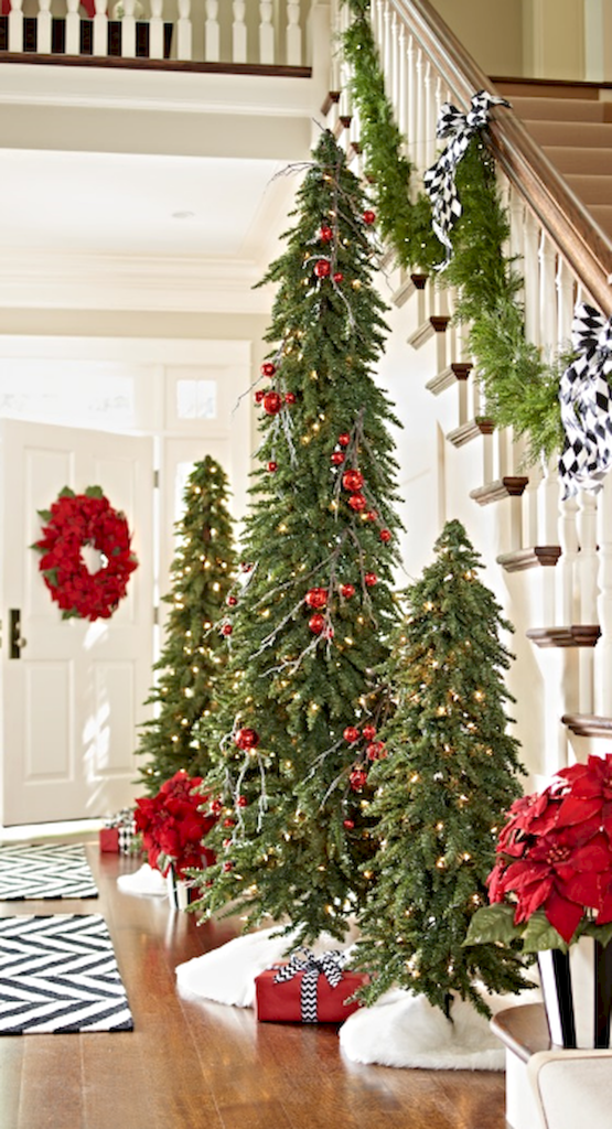 When should christmas decorations come down