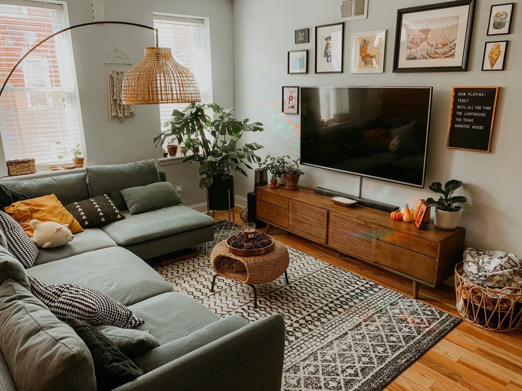 Comfy cozy living rooms