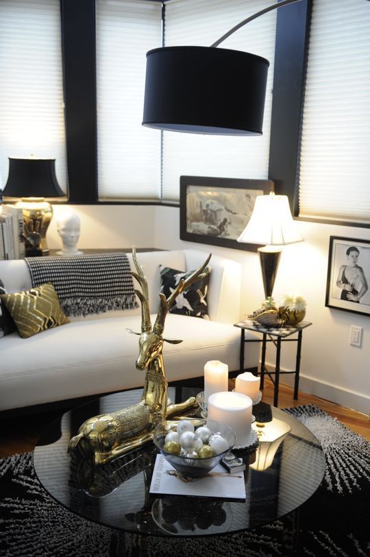 Black and white decor ideas for living room