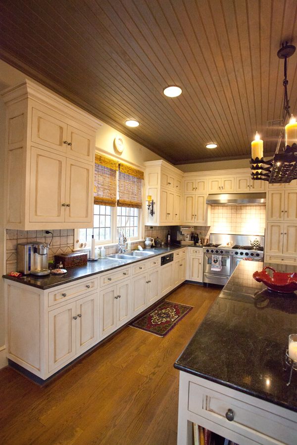 Cream wood kitchen