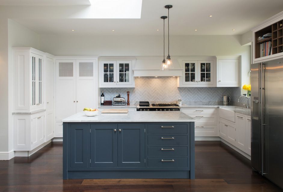 Accent color for black and white kitchen