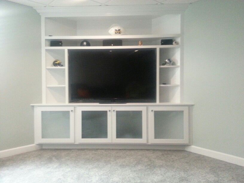 Pictures of entertainment centers built in