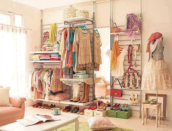 How to dress a room