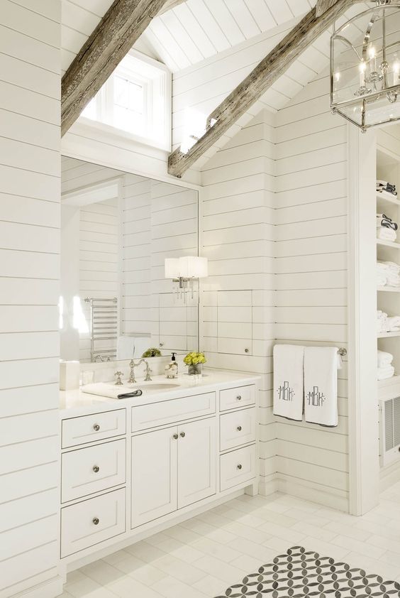 Small coastal bathrooms