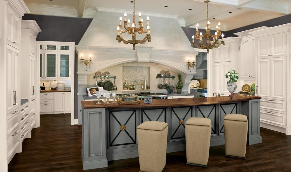 Traditional timeless kitchen design