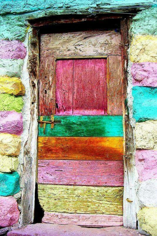 Door colour painting