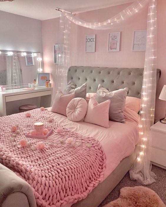 Pink bedrooms designs