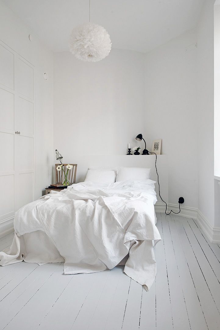 White interior bedroom design