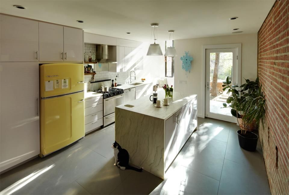 Black and yellow kitchen ideas