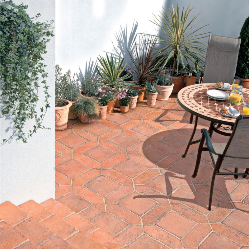 Porcelain tile outdoor use