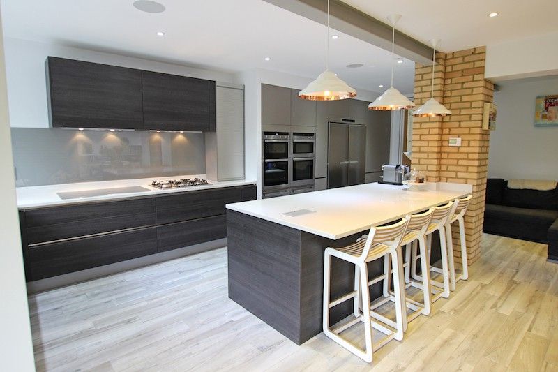 Examples of kitchen islands