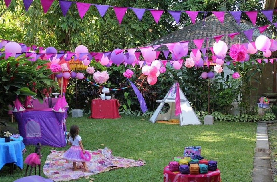 Birthday garden party decorations