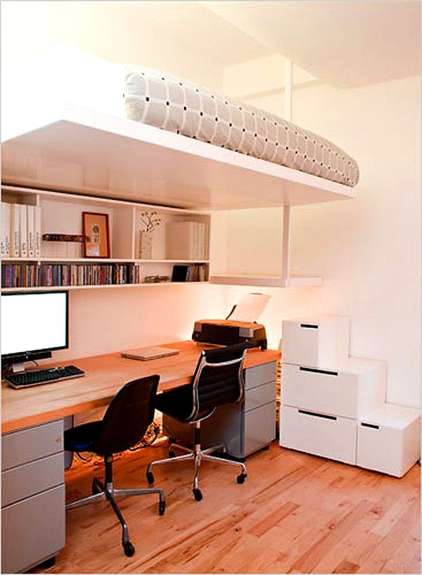 Bedroom layout with desk