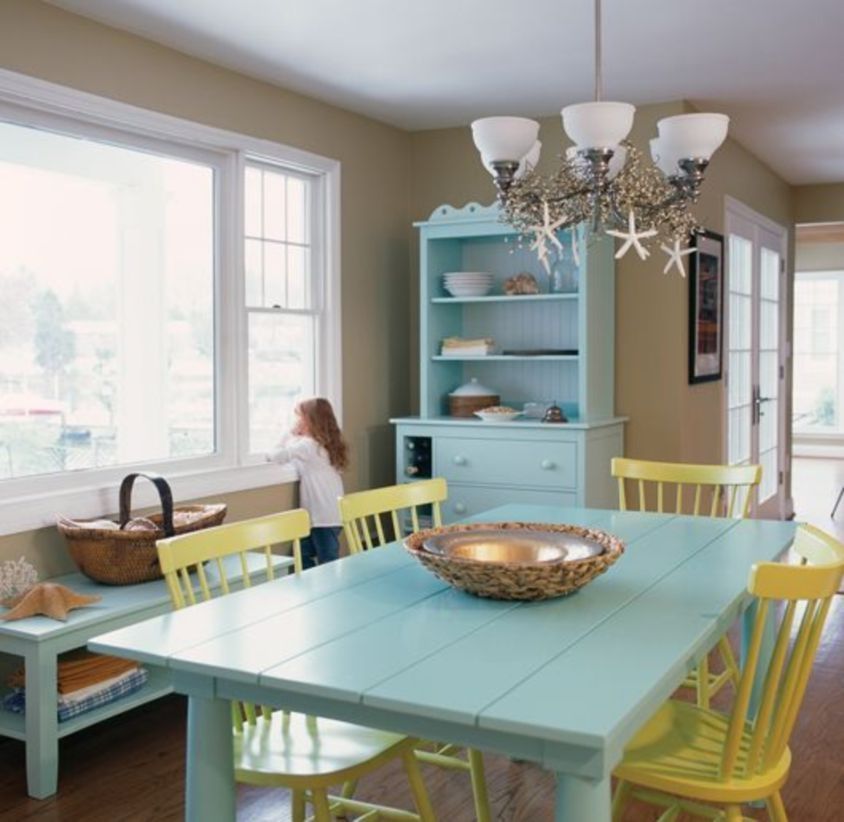 Warm colours for dining room