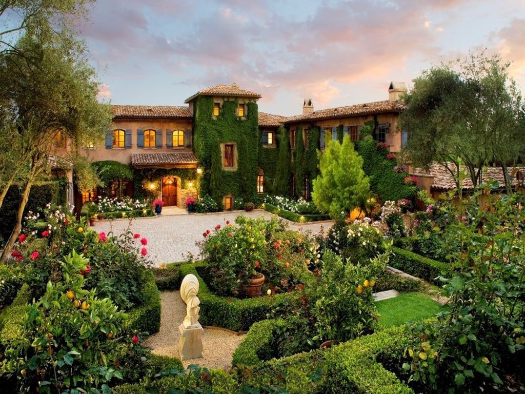 Oprah's estate in montecito