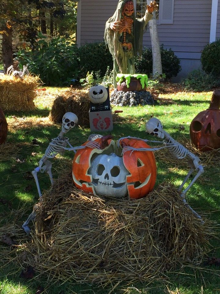 Scary halloween outdoor decorations ideas