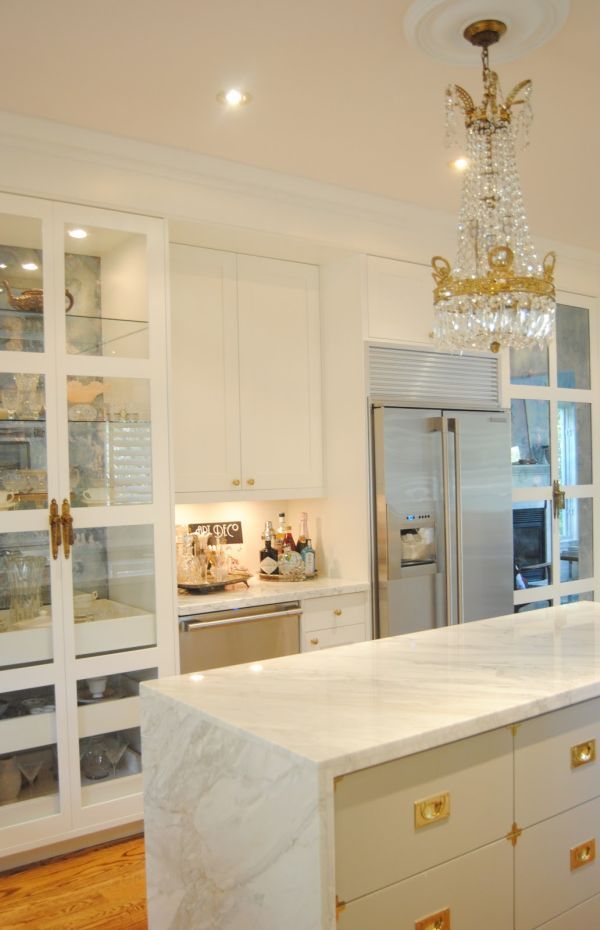 Decorating ideas for glass cabinets
