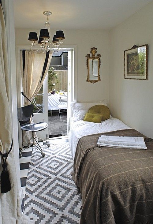 Small guest room