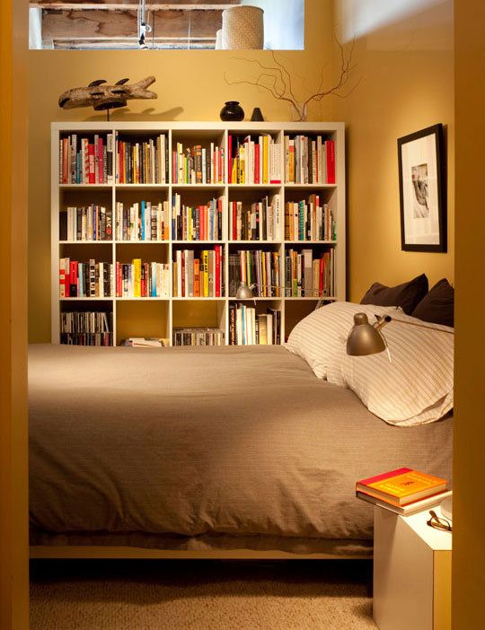 Bookshelf ideas for small bedrooms