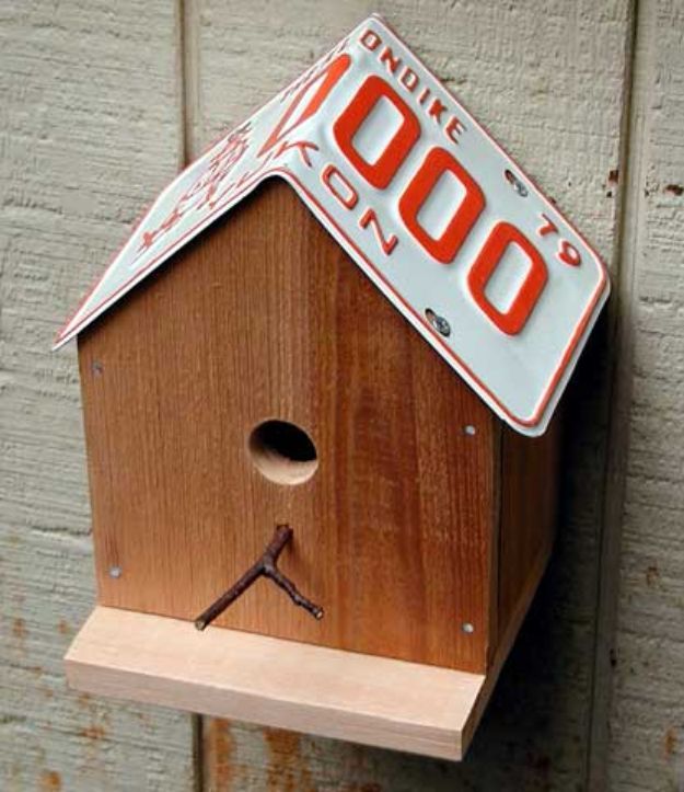 Small bird house