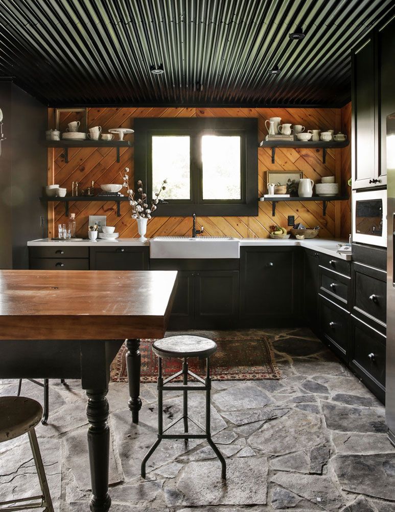 Black and wood kitchen