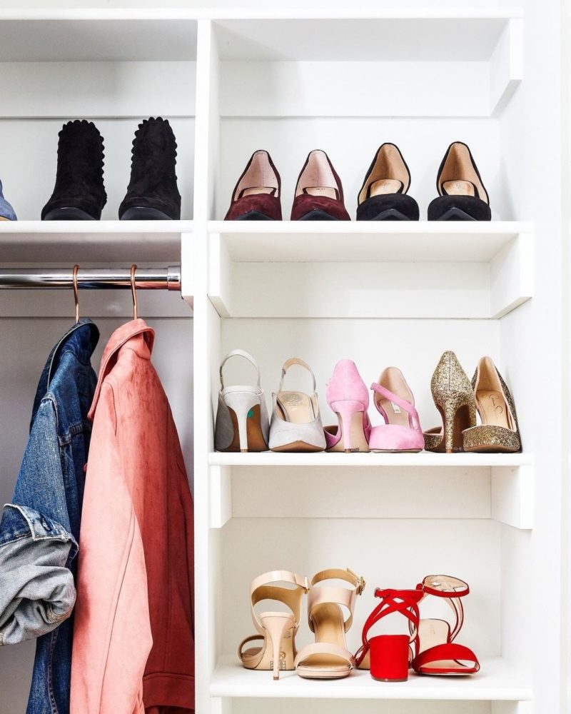 Decluttering marie kondo