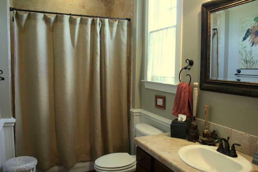 Bathtub curtains ideas