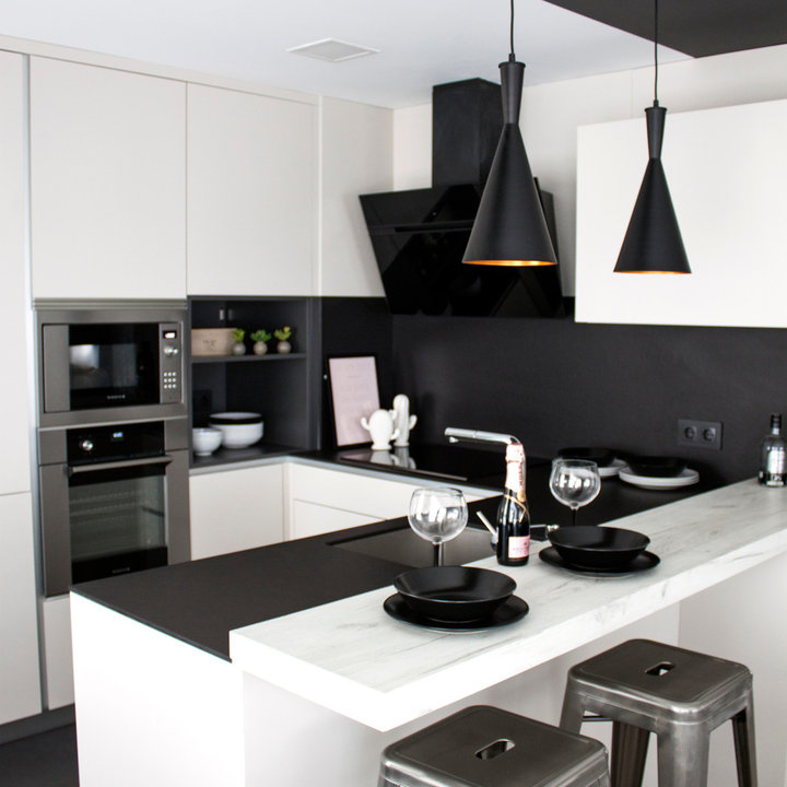 Black kitchen designs ideas